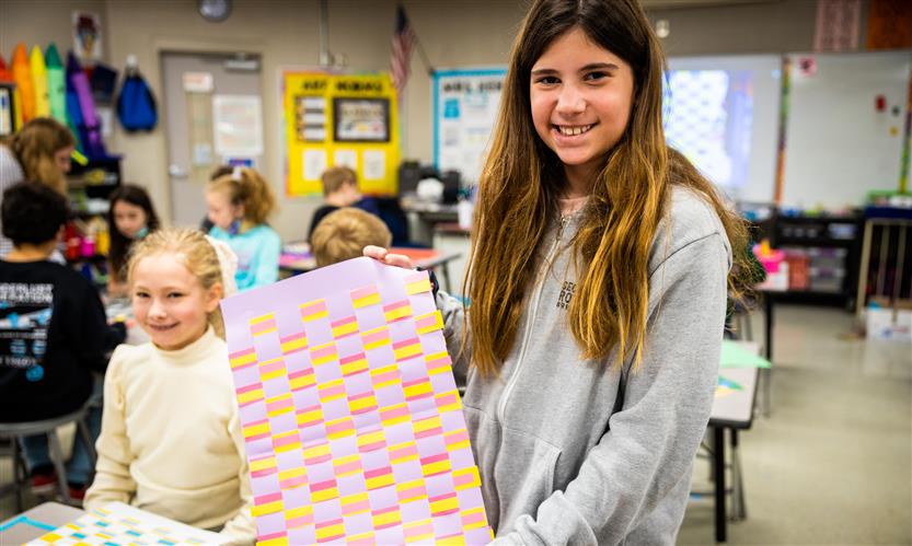 Students make kente cloths